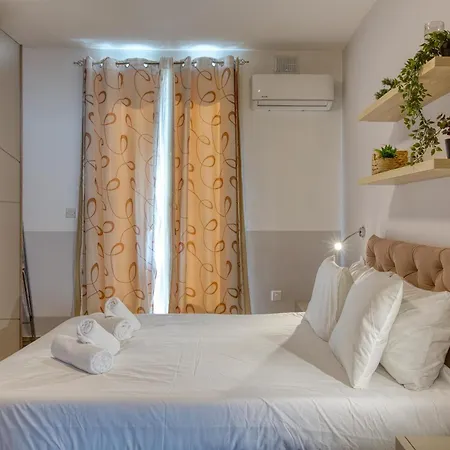 2br With Private Balcony By 360 Estates * スリーマ