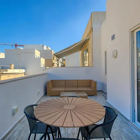 2br With Private Balcony By 360 Estates