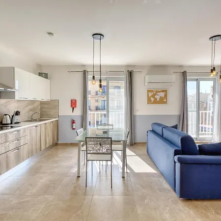 2br With Private Balcony By 360 Estates アパート