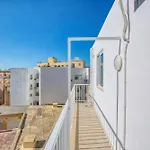 Apartment 2br With Private Balcony By 360 Estates *