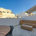 2br With Private Balcony By 360 Estates Apartment *
