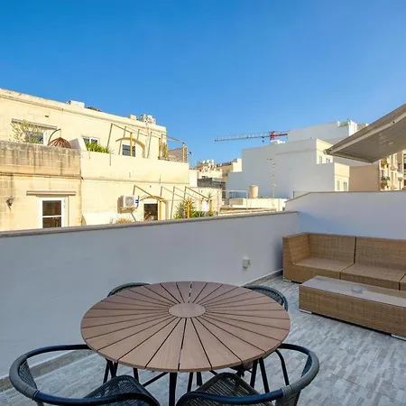 2br With Private Balcony By 360 Estates *