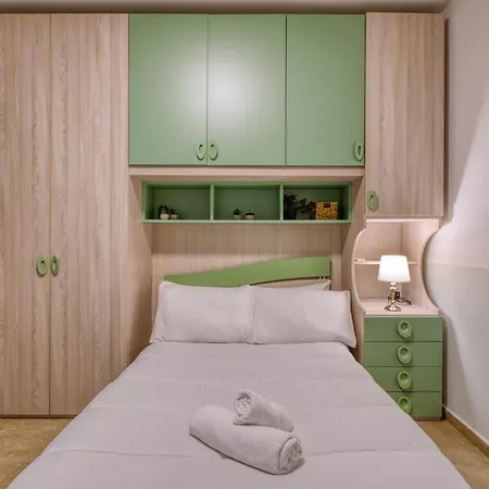 2br With Private Balcony By 360 Estates Apartment *