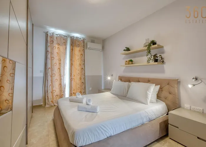 Apartment 2br With Private Balcony By 360 Estates *