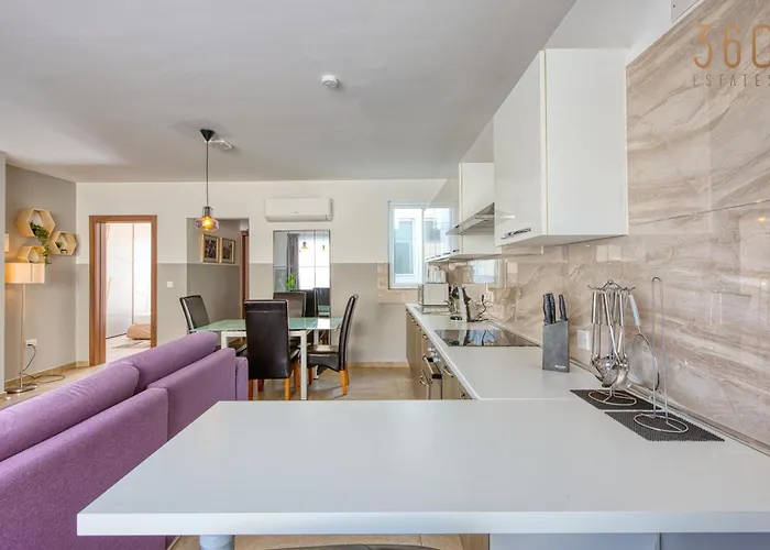 2br With Private Balcony By 360 Estates * Sliema