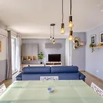 Διαμέρισμα 2br With Private Balcony By 360 Estates