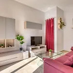 2br With Private Balcony By 360 Estates Σλιέμα