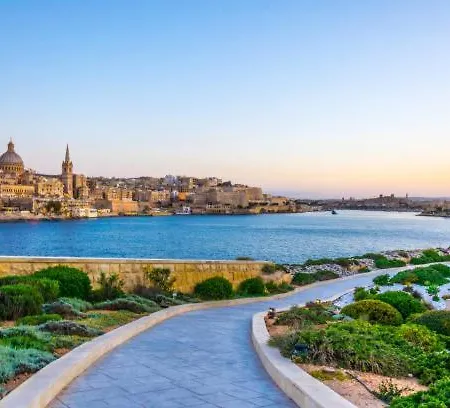 2br With Private Balcony By 360 Estates Apartment Sliema