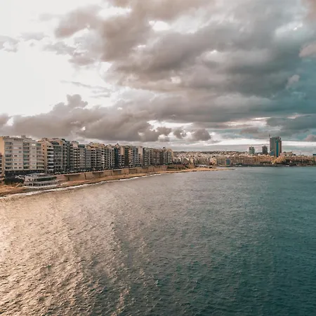 Διαμέρισμα 2br With Private Balcony By 360 Estates